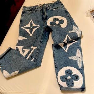 Mom Slim Jeans Size 10 Custom Louis Vuitton Painted Monograms